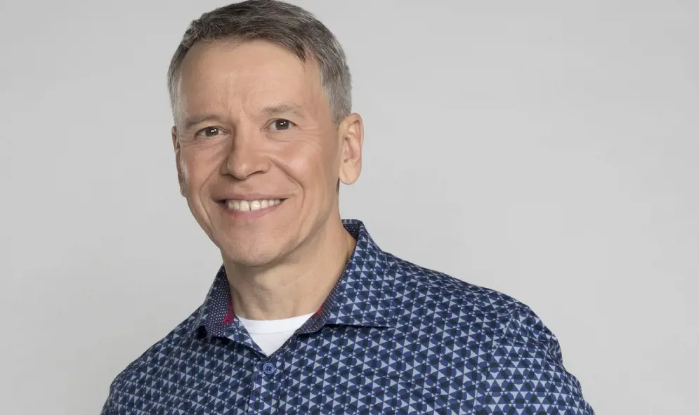 Brent Bambury worked as an entertainment reporter for CBC's Television's Midday.