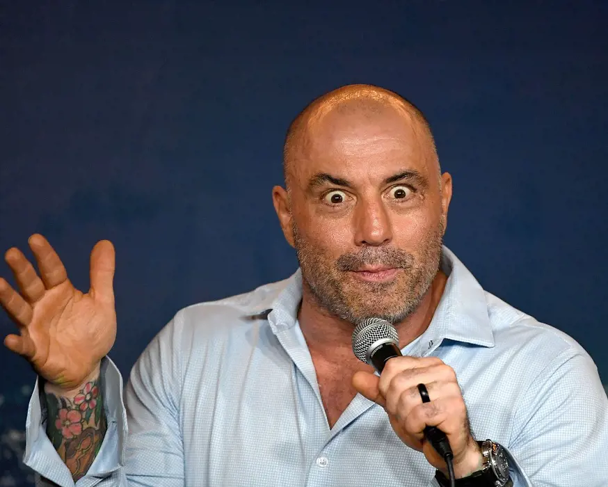 Joe Rogan in  Los Angeles Times Why journalists write about stuff Joe Rogan says about COVID 