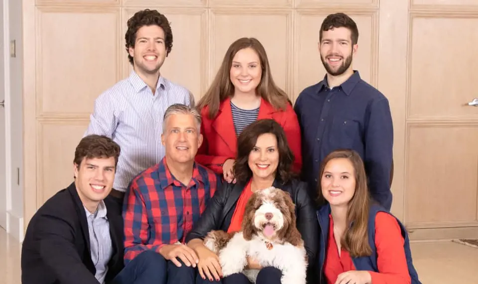 Gretchen Whitmer with her husband, Marc Mallory and five children on Christmas 2019