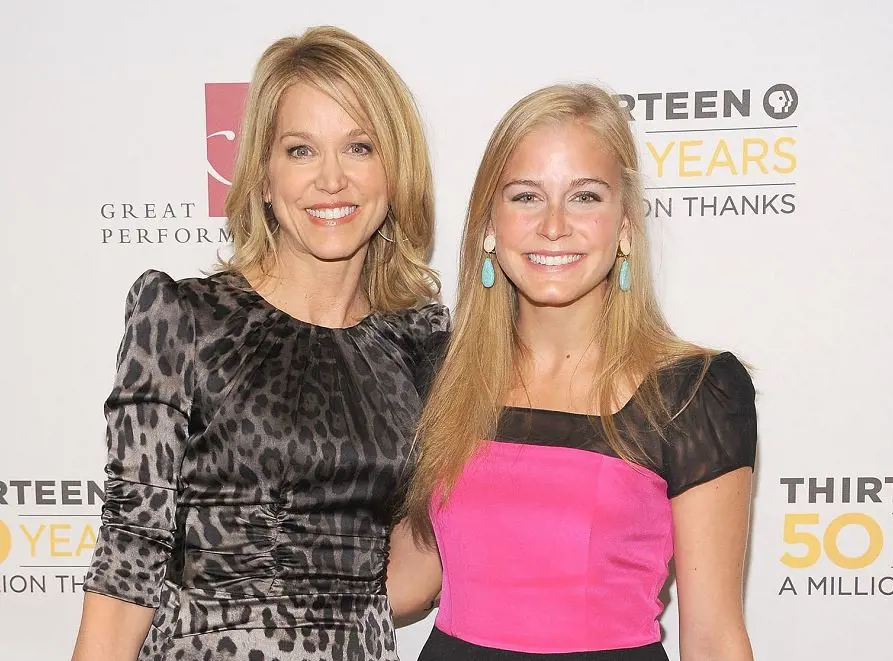 Paula Zahn and daughter Hayley Cohen attend the THIRTEEN 50th Anniversary Gala Salute at the David H. Koch Theater, Lincoln Center on November 15, 2012 in New York City.