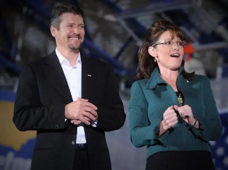 Todd Palin filed divorce in 2019 with a formal vice presidential candidate, Sarah Palin