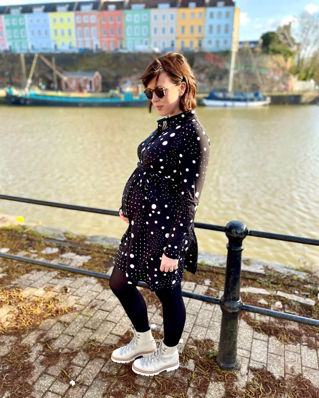 She took to Instagram to announce her pregnancy on 17 March 2021